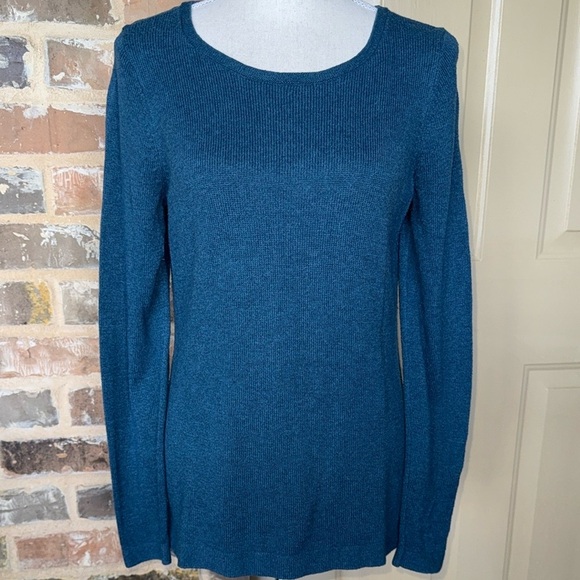 Teal Blue Long Sleeve Sweater Timeless Classic Crewneck Pullover Soft Knit Sz M - Picture 7 of 15